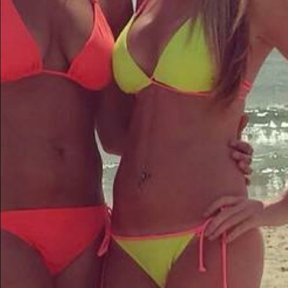 VS Bikini - Picture 4 of 4